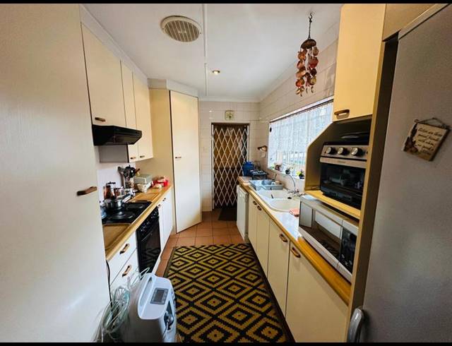 3 BEDROOM HOUSE FOR SALE IN PRIMROSE